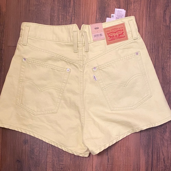 Levi's Light Green Denim Shorts - Picture 4 of 9
